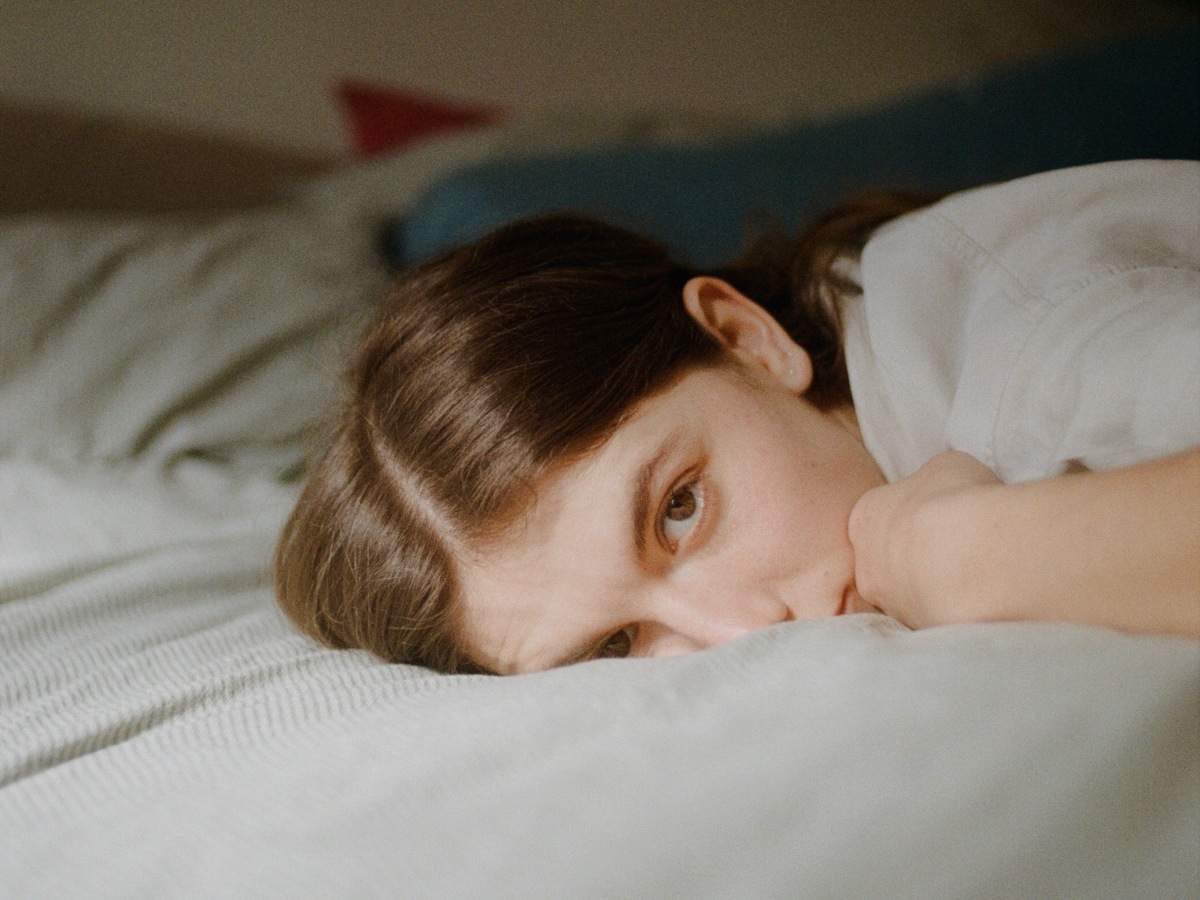 Ailsa Tully shares new single “Sheets”